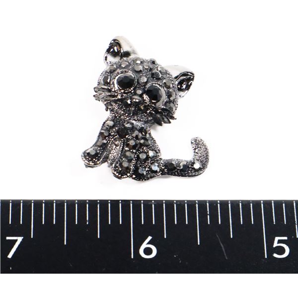 NEW VINTAGE STYLE RHINESTONE CAT BROOCH