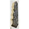 Image 1 : RESIN TOTOM POLE ORNAMENT