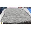 Image 1 : GREY KNITTED STYLE THROW BLANKET