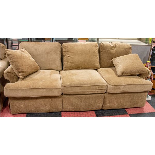 3 SEATER BROWN FABRIC COUCH 84" LONG WITH 2 ACCENT