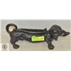 Image 1 : DASHUND CAST IRON DOG DOOR STOP WITH BOOT