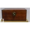 Image 1 : DARK WOOD LOCKING BOX