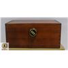Image 1 : DARK WOOD LOCKING BOX