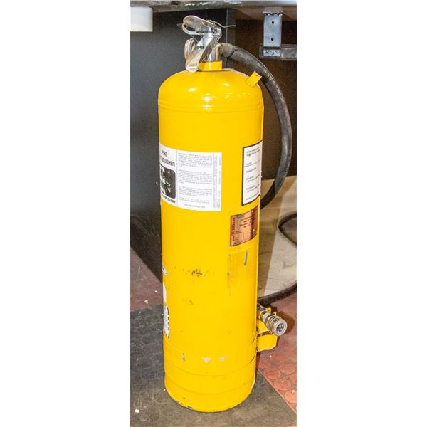 Class D Sign 25LBS CHARGED CLASS D COMBUSTIBLE METALS FIRE (UNC