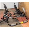 Image 1 : UNIVERSAL 3 BIKE RACK
