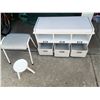 Image 1 : Padded Chest w/ Storage Boxes and 2 x Stools