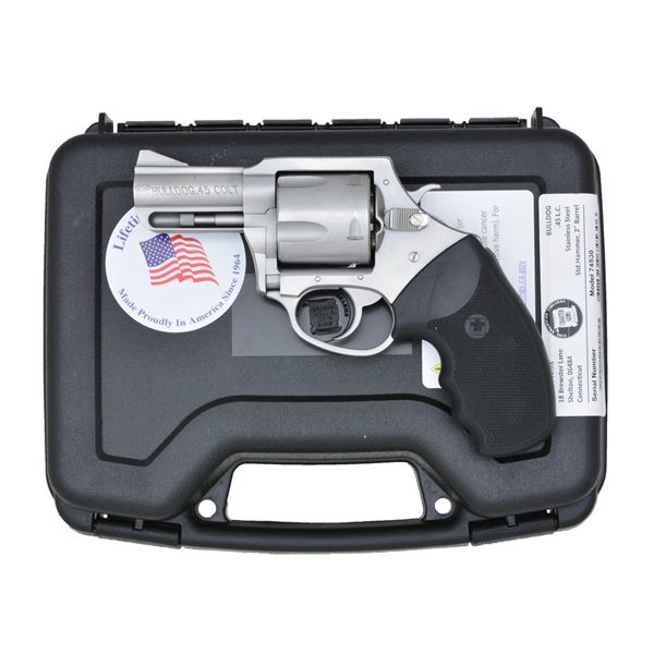 CHARTER ARMS BULLDOG DA REVOLVER.
