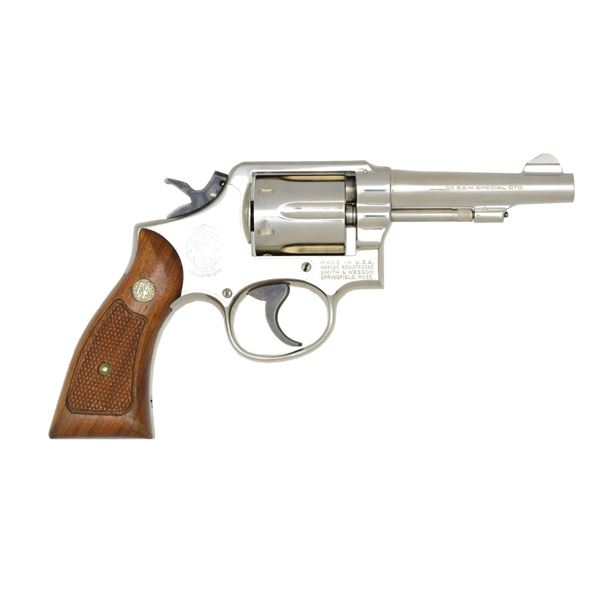 SMITH & WESSON NICKEL 10-5 DA REVOLVER.