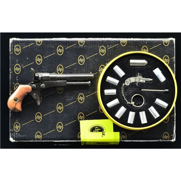 2 PERCUSSION PISTOLS: PEDERSOLI & BERLOQUE.