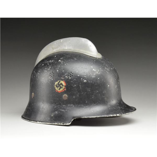 GERMAN FIREMAN'S HELMET WITH COMB.