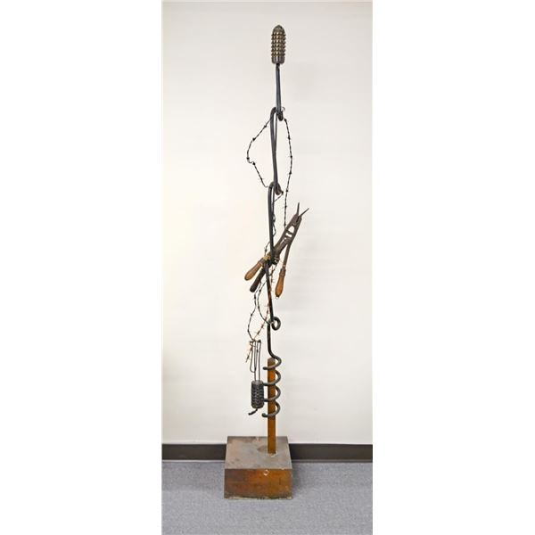 WWI BARBED WIRE MILITARIA DISPLAY.