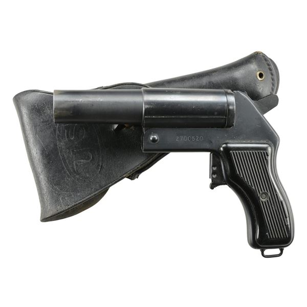 2 CHINESE STYLE 26.5MM FLARE PISTOL.