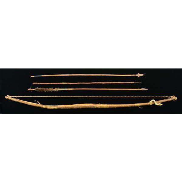 AMERICAN INDIAN BOW AND THREE ARROWS.