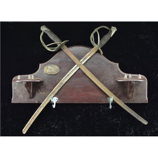 CIVIL WAR MILITARIA DECORATE WALL HAT RACK.