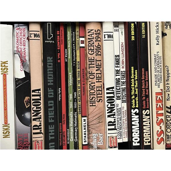 EXTENSIVE GROUPING OF REFERENCE & PICTORIAL BOOKS