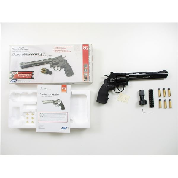 DAN WESSON Co2 PELLET REVOLVER