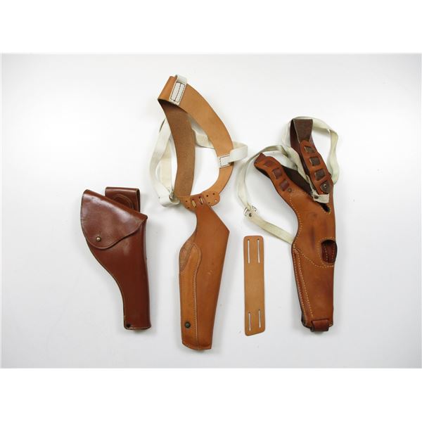 ASSORTED LEATHER HOLSTERS