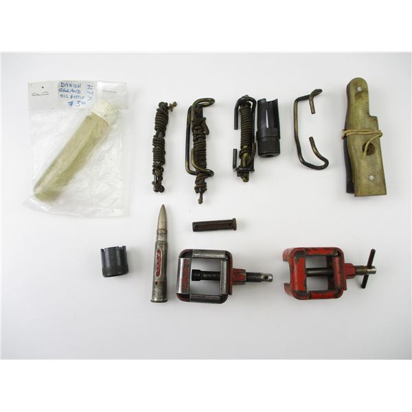 ASSORTED MILITARY ACCESSORIES LOT