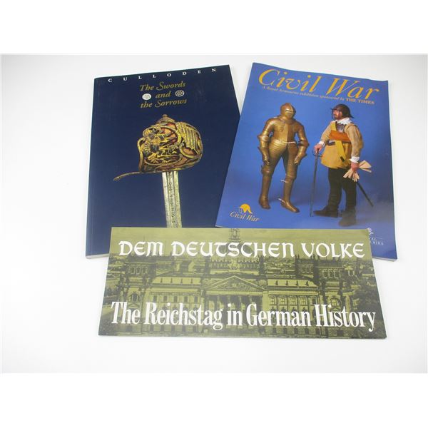 ASSORTED MILITARIA BOOK LOT