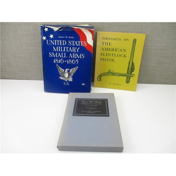 ASSORTED MILITARIA BOOK LOT