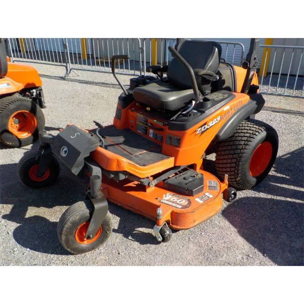 2009 KUBOTA ZD323 Lawn Mower