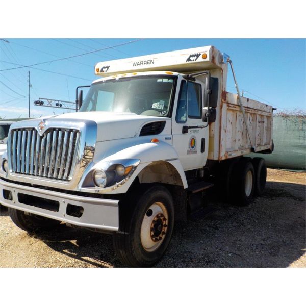 2009 INTERNATIONAL WORKSTAR 7400 Dump Truck