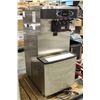 Image 2 : TAYLOR DUAL HEAD / BARREL ICE CREAM MACHINE