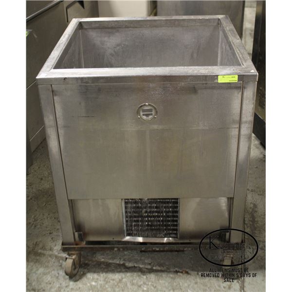 REFRIGERATED MOBILE BIN / COLD WELL