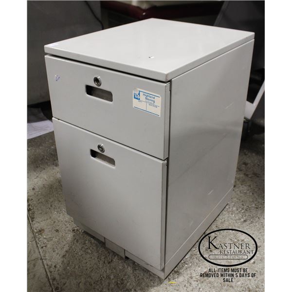 2-DRAWER GREY FILING CABINET ON CASTERS