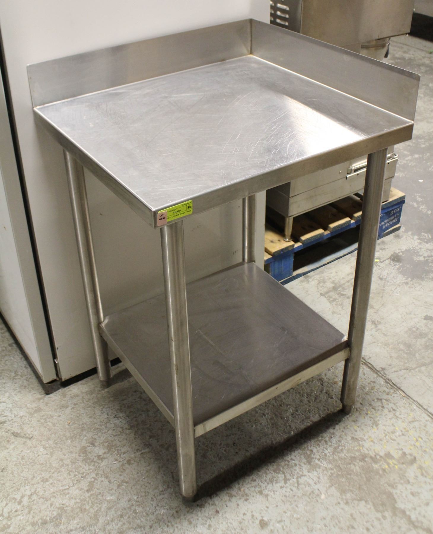 STAINLESS CORNER WORK TABLE
