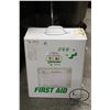 Image 1 : WALL MOUNT FIRST AID KIT