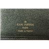 Image 5 : Louis Vuitton Green Taiga Leather Long Card Wallet