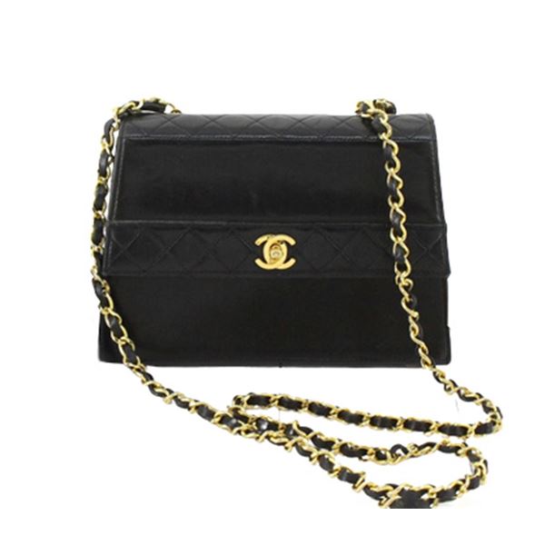 Chanel Vintage Black Lambskin Leather Trapezio CC Medium Flap Bag