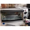 Image 7 : B&D Toaster Oven & More Cat A
