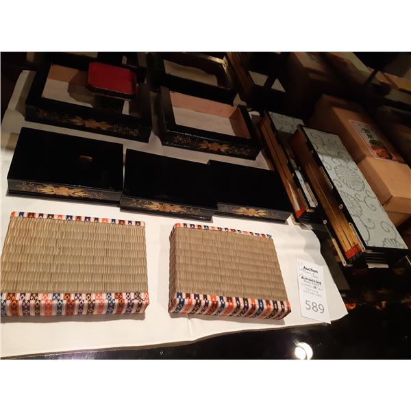 Japanese Display Screens & Stands Cat A