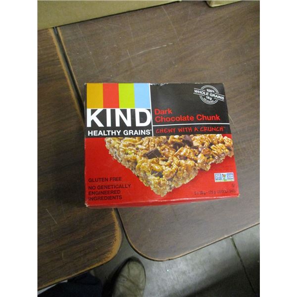 KIND CHOCOLATE CHUNK BARS (5) - PER BOX