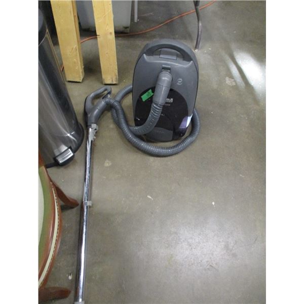 KENMORE VACUUM