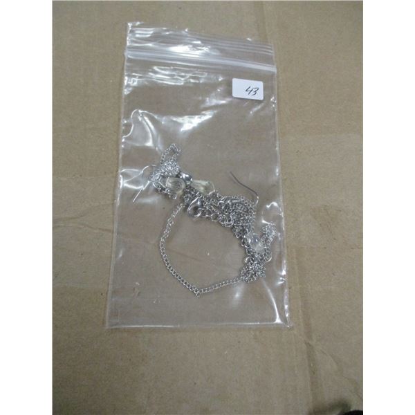 SET OF SWAROVSKI CRYSTAL DROP EARRINGS ON DOUBLE CHAINS & MATCHING PENDANT ON 22" CHAINB