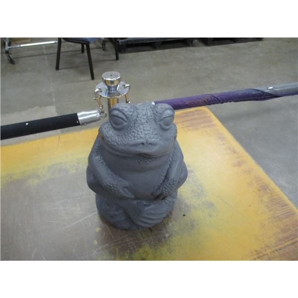 FROG LAWN ORNAMENT