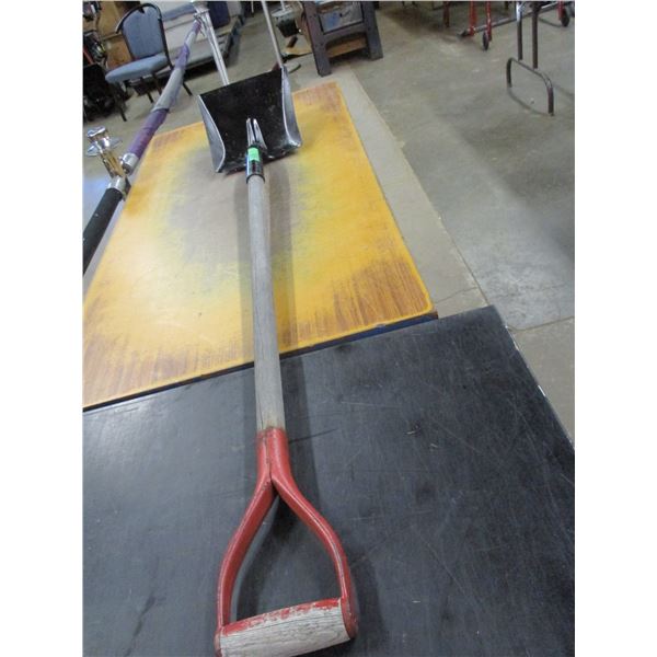 D-HANDLE SQUARE SHOVEL