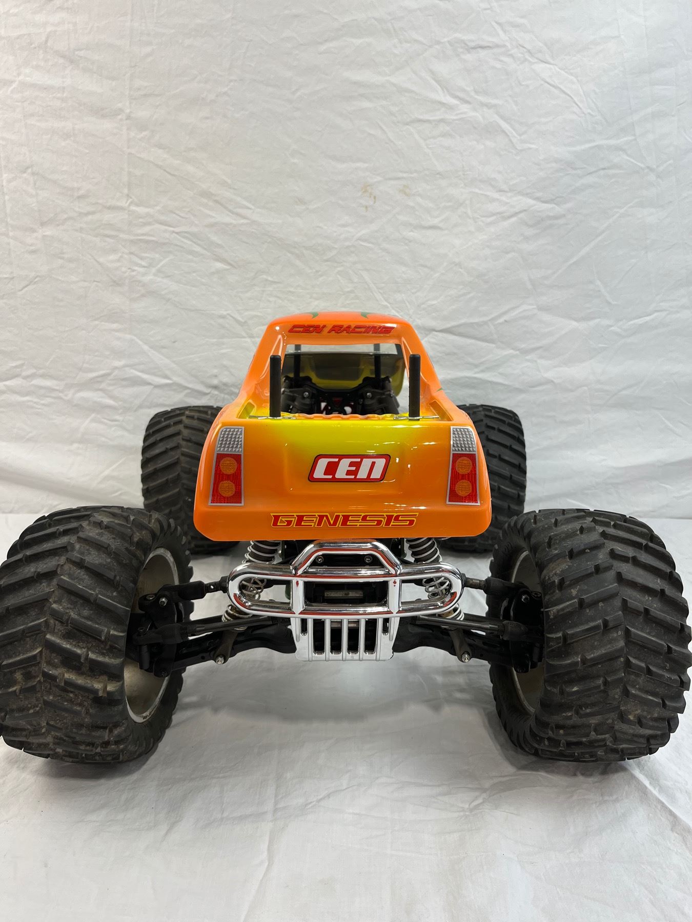 CEN Genesis 7.7 RC Truck