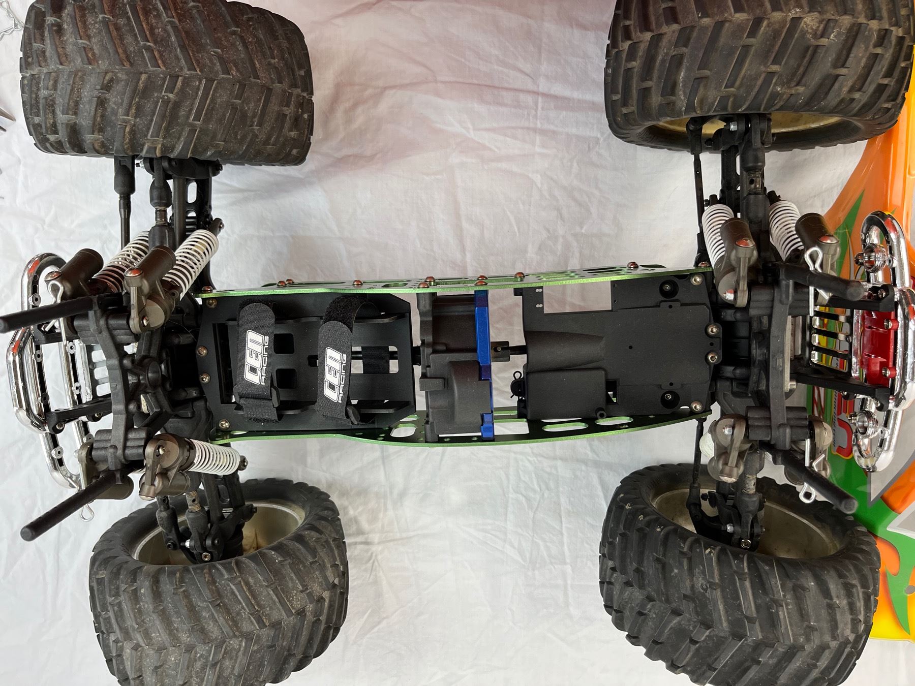 CEN Genesis 7.7 RC Truck