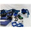 Image 4 : RC Car parts and chassis pieces in blue