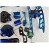 Image 8 : RC Car parts and chassis pieces in blue
