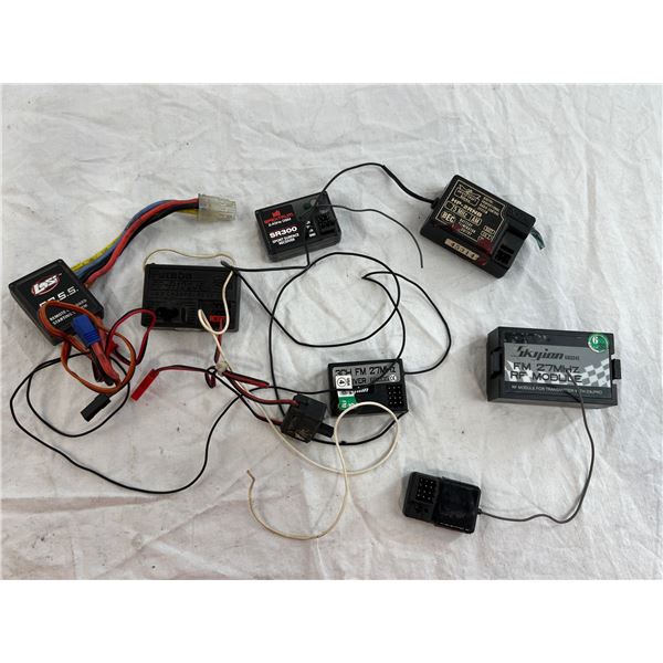 Mixed lot of RC Recievers and components
