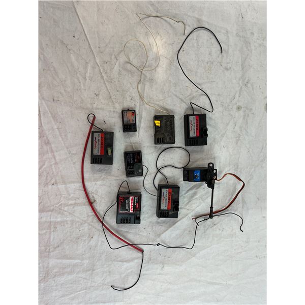 lot of 8 RC Car Recievers