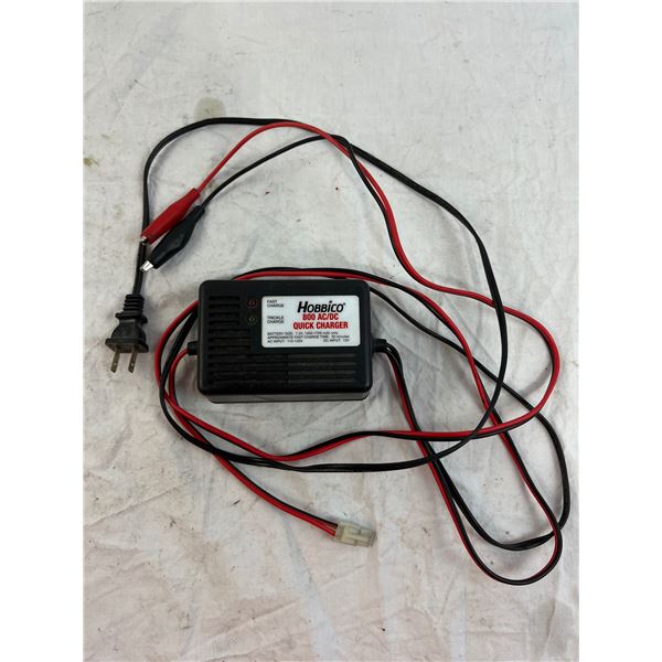 Hobbico 800 AC/DC Quick charger