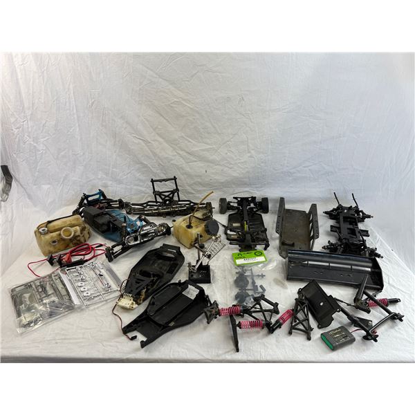 Mixed lot of rc car parts and components
