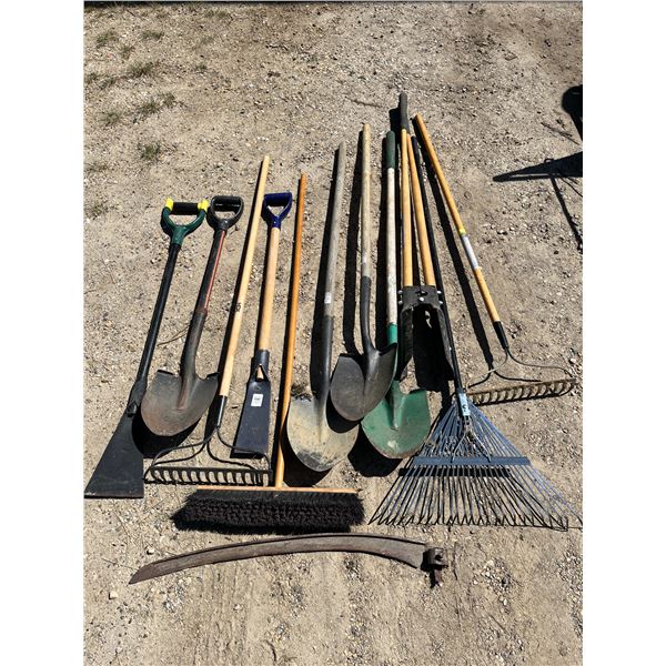 Lot of 10+ garden and household tools