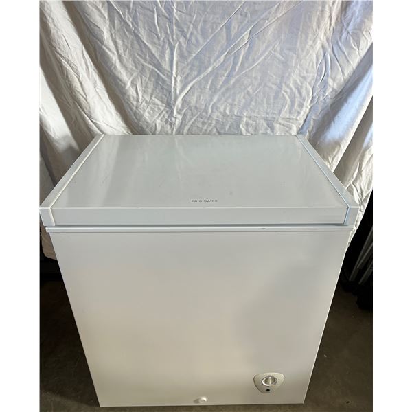 Frigidaire Free standing chest freezer